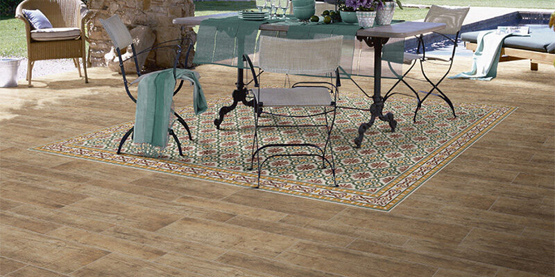 suelo de cerámica o madera